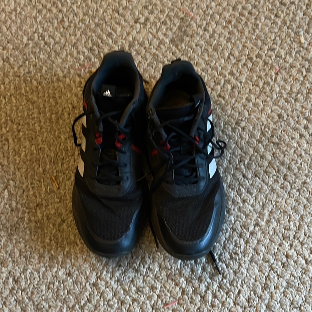 warn Adidas red and black